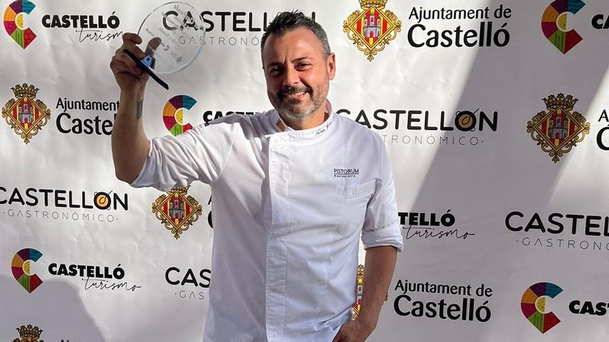 Adrián Merenciano, guanyador del III Concurso de Arròs a Banda de Castelló.