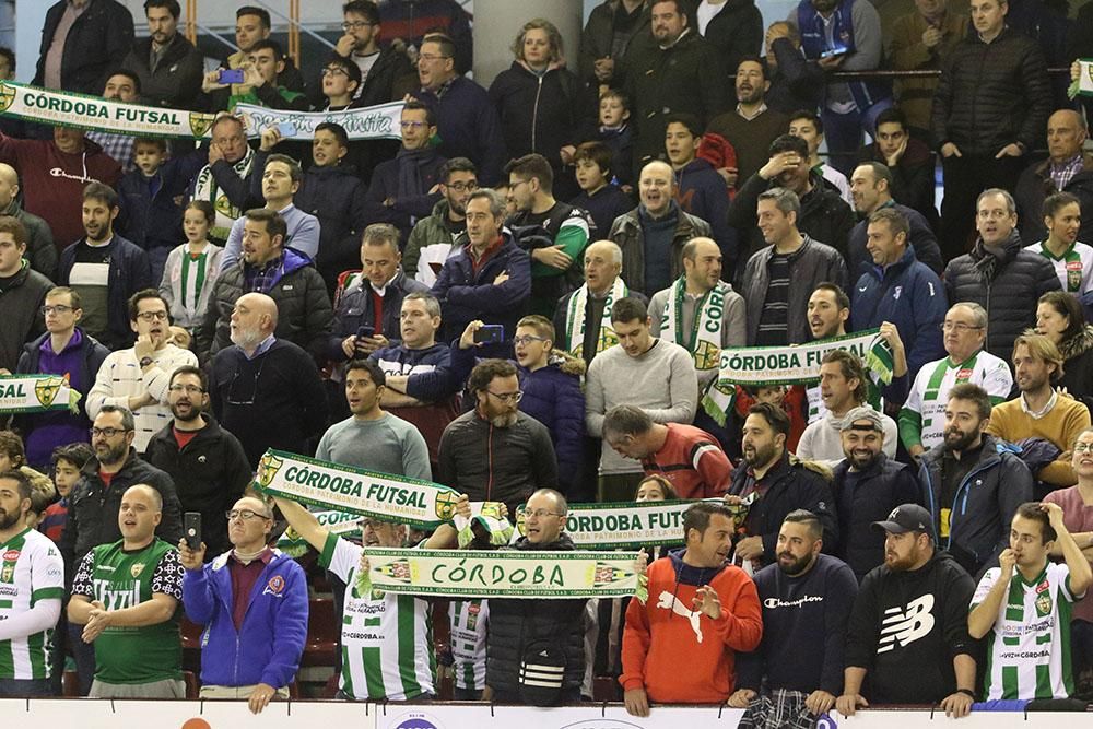 Imágenes del partido Córdoba Patrimonio-Levante, de Fútbol Sala