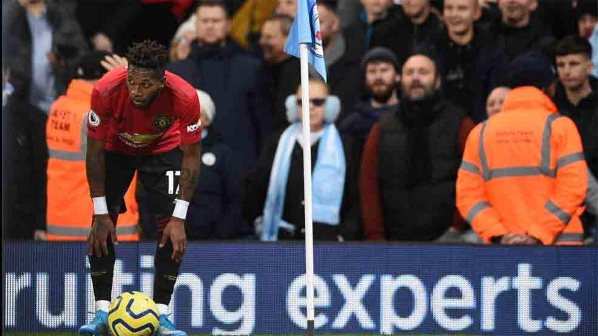 Fred fue objeto de insultos y gestos racistas en el Manchester City - Manchester United