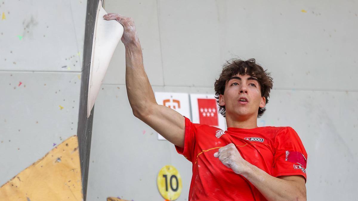 Ha sido la semifinal masculina de boulder donde el español Guillermo Peinado se ha clasifica para la final