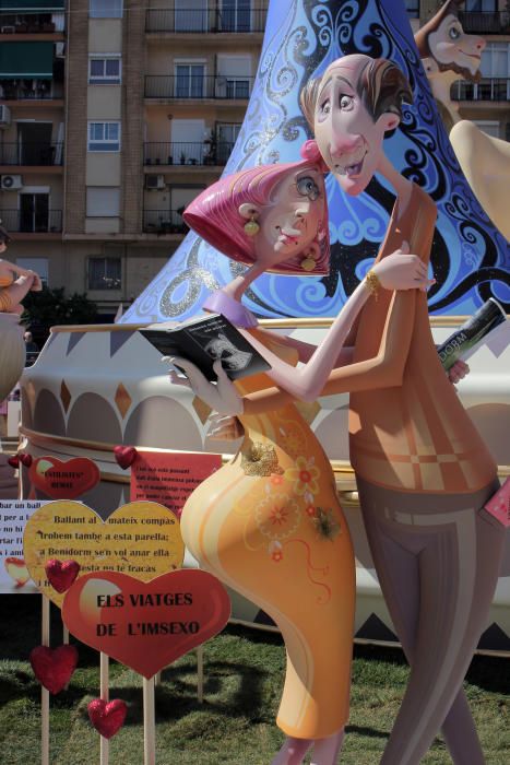 Falla Monestir de Poblet-Aparicio Albiñana (l''Antiga de Campanar).