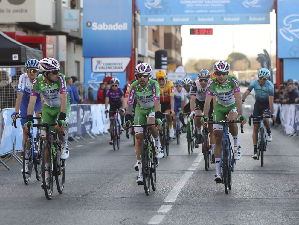 Llegada a Sagunt de la tercera etapa de la Volta Ciclista a la Comunitat Valenciana