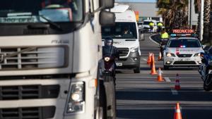 Accidente en la Ronda Litoral a la altura de la Mina en marzo del año pasado.