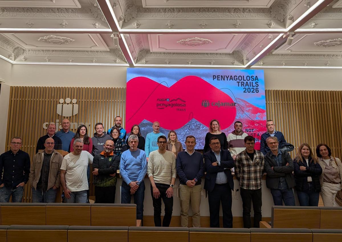 Reunión grupal sobre los voluntarios de la prestigiosa carrera.