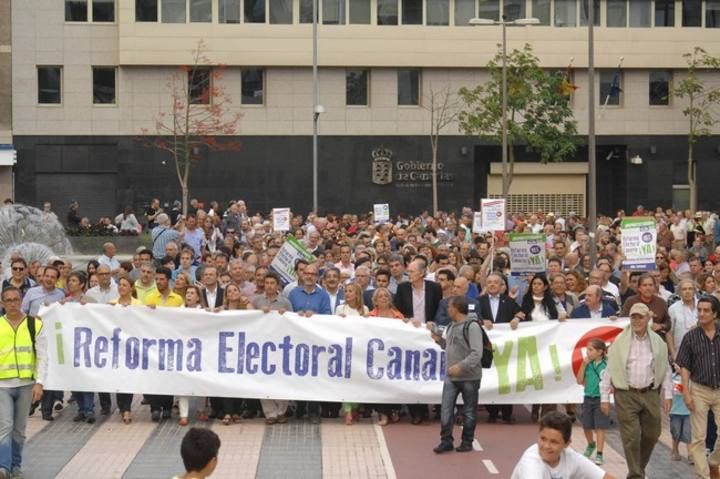 MANIFESTACION REFORMA ELECTORAL CANARIA