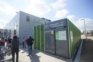 Girona posa en funcionament el primer aparcament tancat i vigilat per a bicis