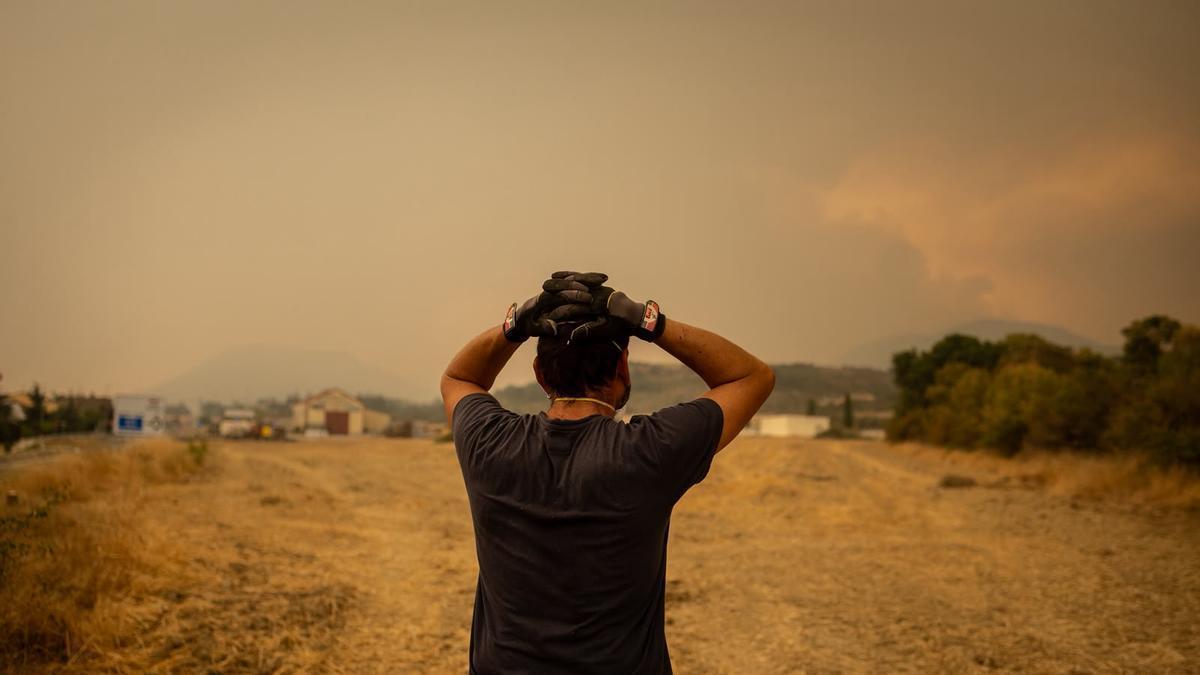 INCENDIO FORESTAL HUESCA | El comportamiento «errático» del incendio de Huesca deja más de mil evacuados tras un quinto día «muy duro»