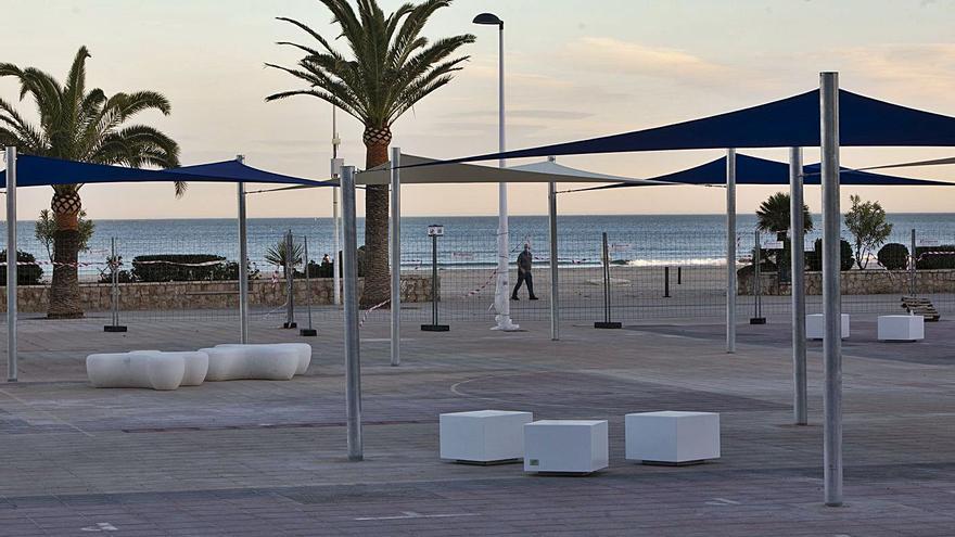 Vista de la plaza, pendiente de abrir en breve. | TORTAJADA