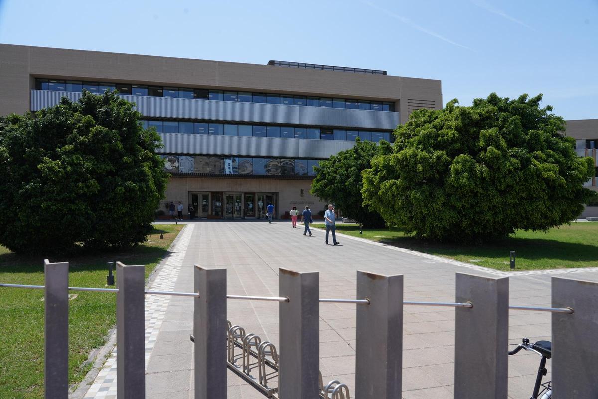 Los juzgados de Castelló será el lugar donde se desarrolle este martes el juicio contra la banda de la ‘telecoca’.