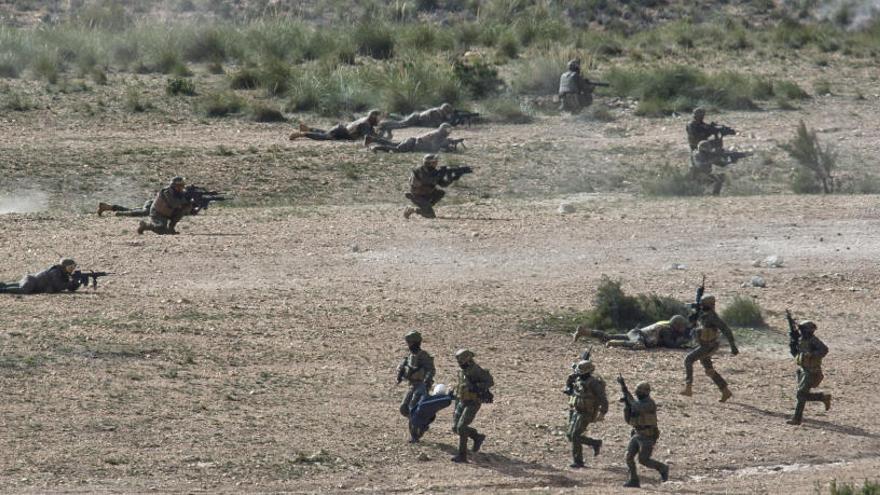 Un legionario muere de un disparo en unas maniobras en el campo de tiro de Agost