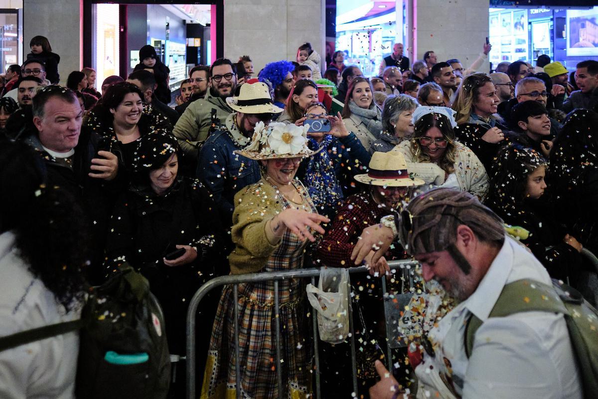 La batalla de las flores en el Carnaval de Málaga 2026