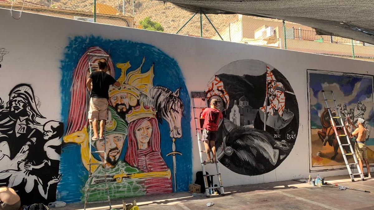 Primer concurso de pintura mural sobre San Roque y los Moros y Cristianos