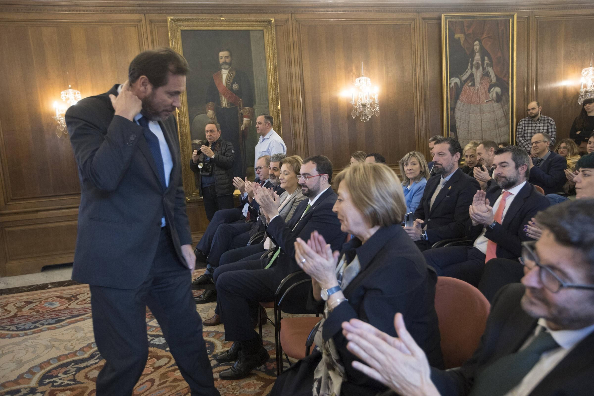EN IMÁGENES: Así ha sido la visita a Avilés de Óscar Puente, ministro de Transportes y Movilidad Sostenible