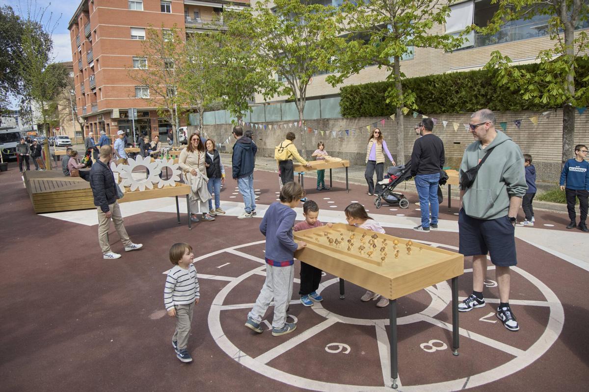 EN FOTOS: Inauguració de l'entorn pacificat de la parròquia de Sant Pau