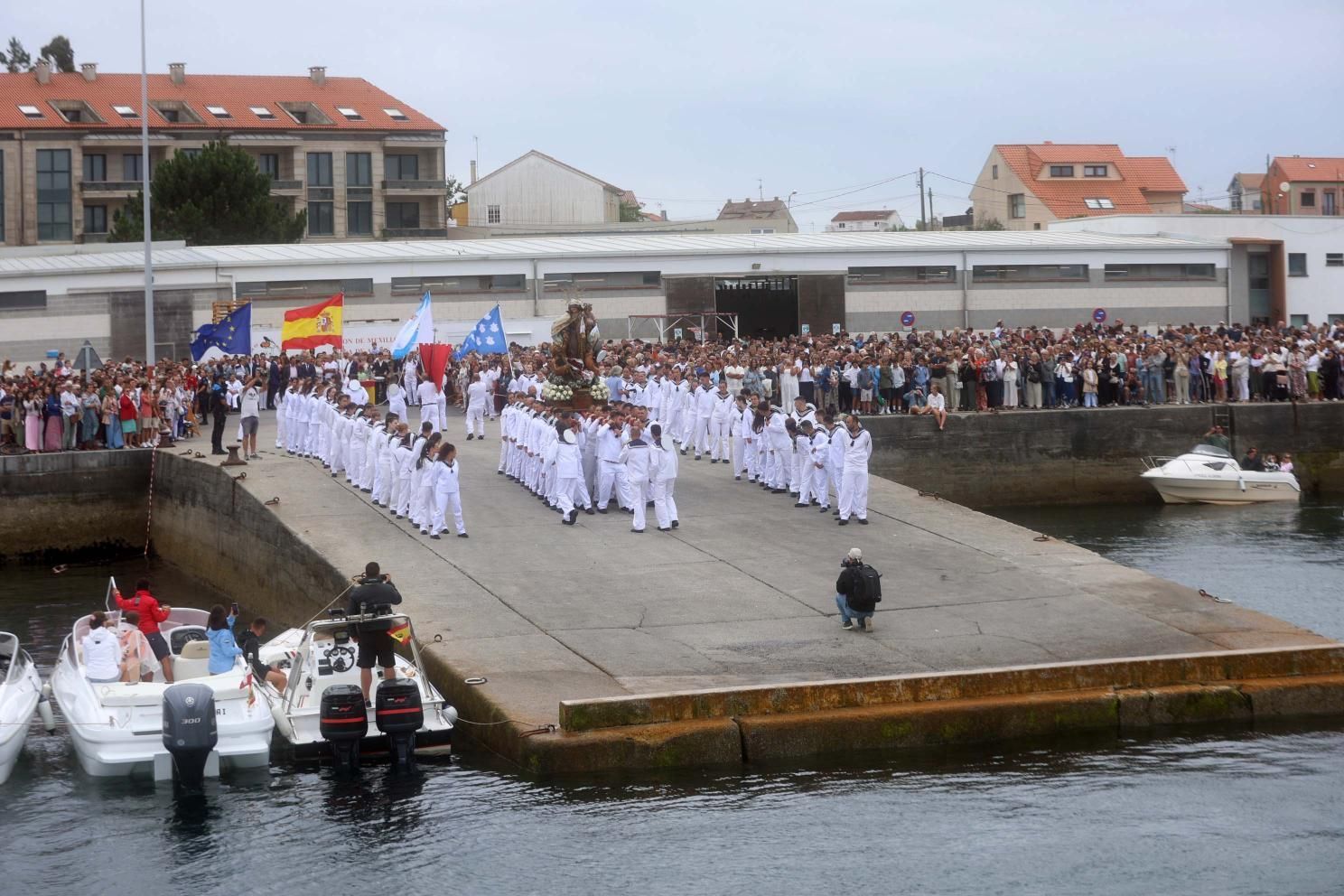 A Illa rompe récords en la procesión del Carmen
