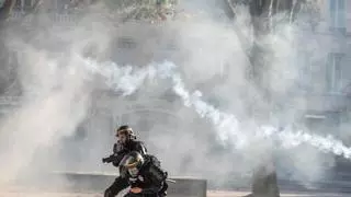 Francia defiende la violencia