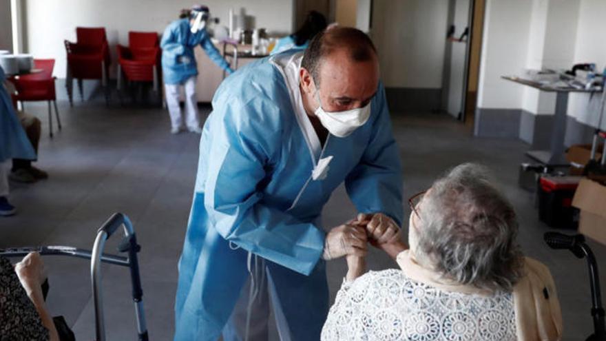 Canarias realizará test a los usuarios de residencias de mayores y empleados