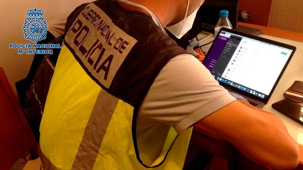 Alerta total de la Policía Nacional por la citación que afecta a miles de ciudadanos: &quot;DNI bloqueado, se ha abierto un caso penal a su nombre&quot;