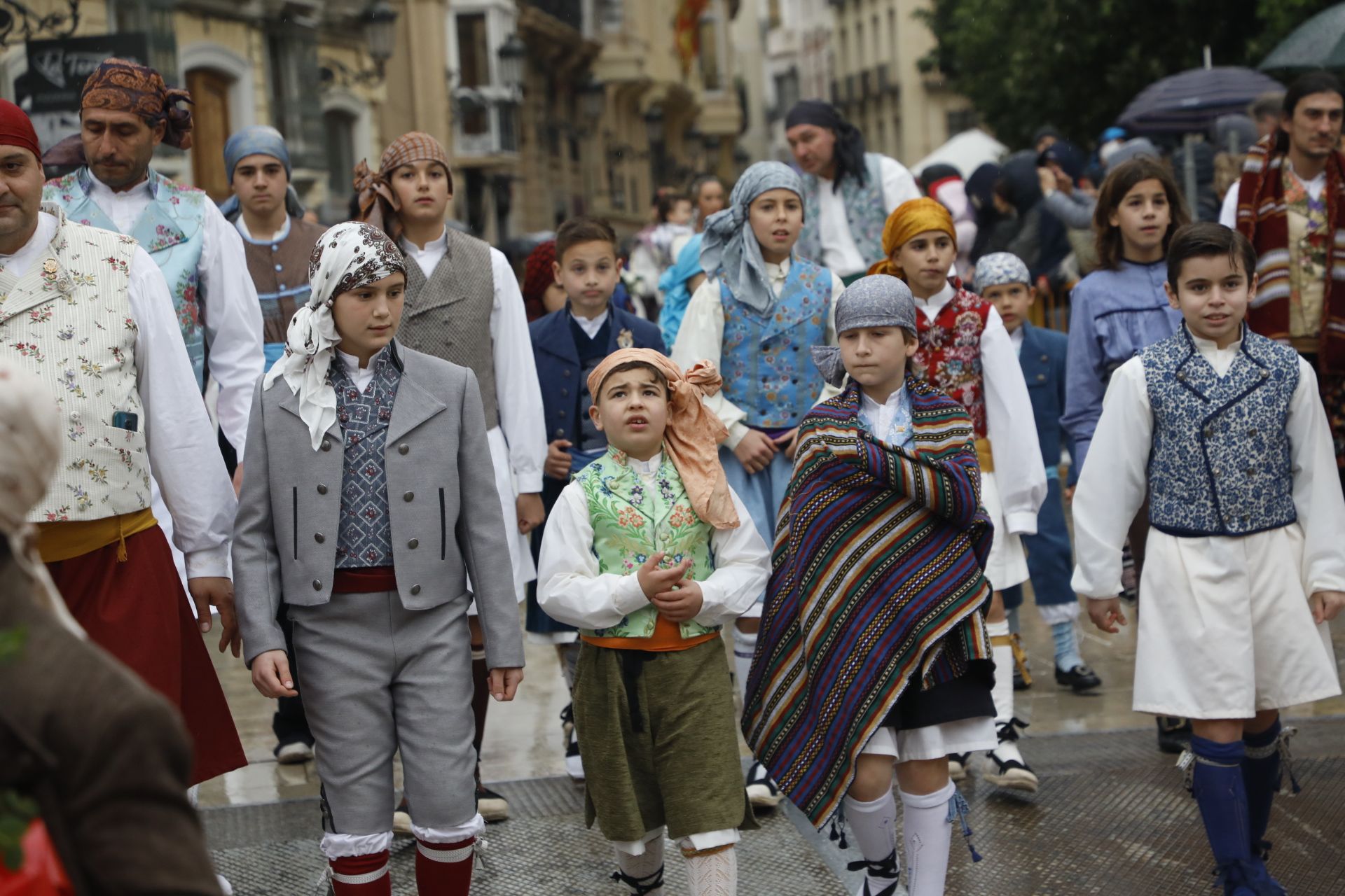 Búscate en el primer día de Ofrenda por la calle Quart (entre las 15.30 y las 17.00 horas)