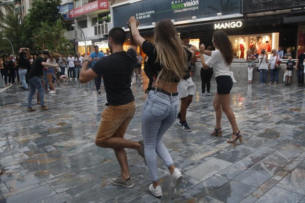 Taller de salsa en la Feria de Murcia