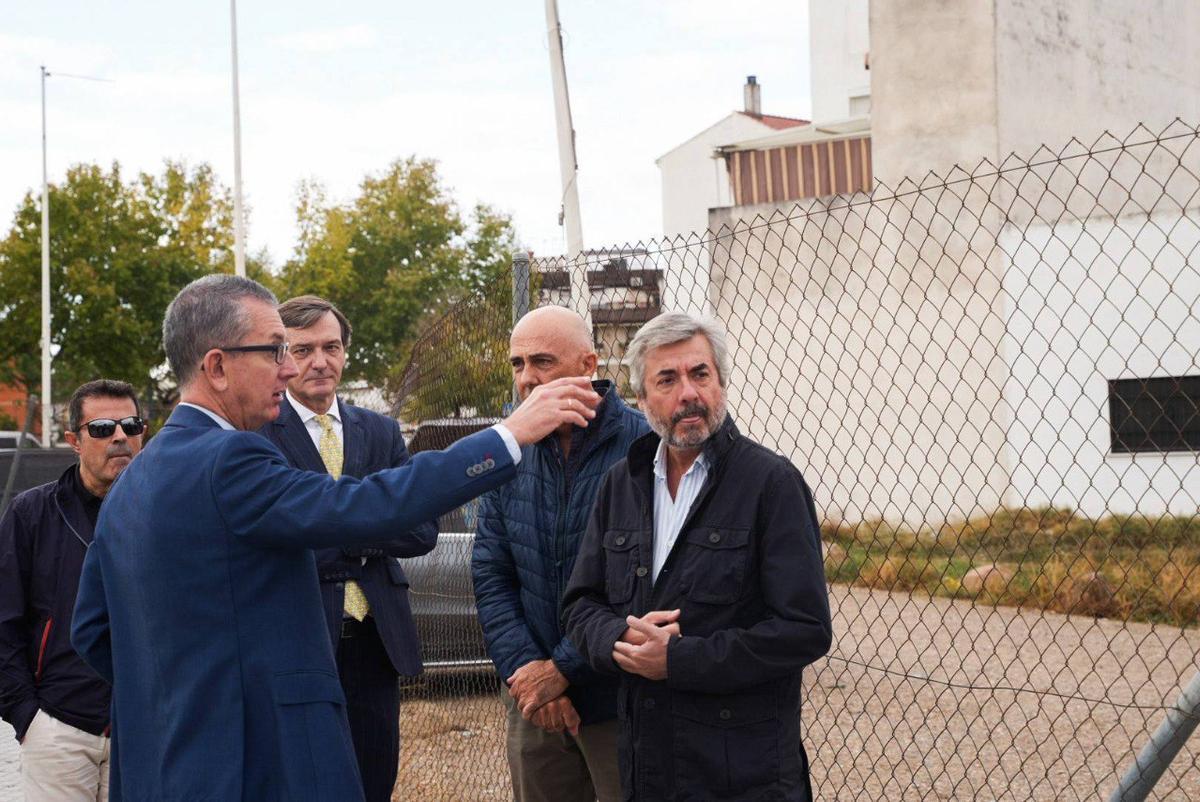 Miguel Ángel Torrico visita la zona.