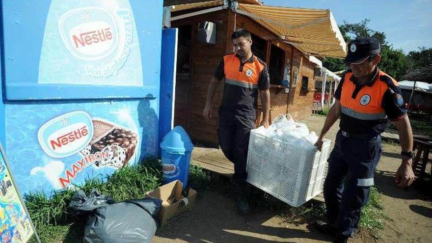 Agua y bocadillos gratis en el bar &#039;Mascatiño&#039; de Cabío.