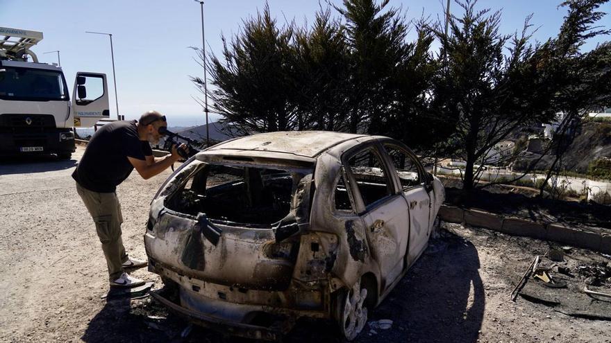 El incendio forestal en Benahavís cerca varias urbanizaciones