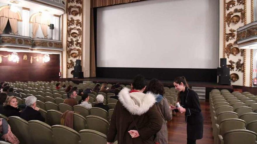 Espectadores, en un espectáculo ofrecido en el teatro Colón.