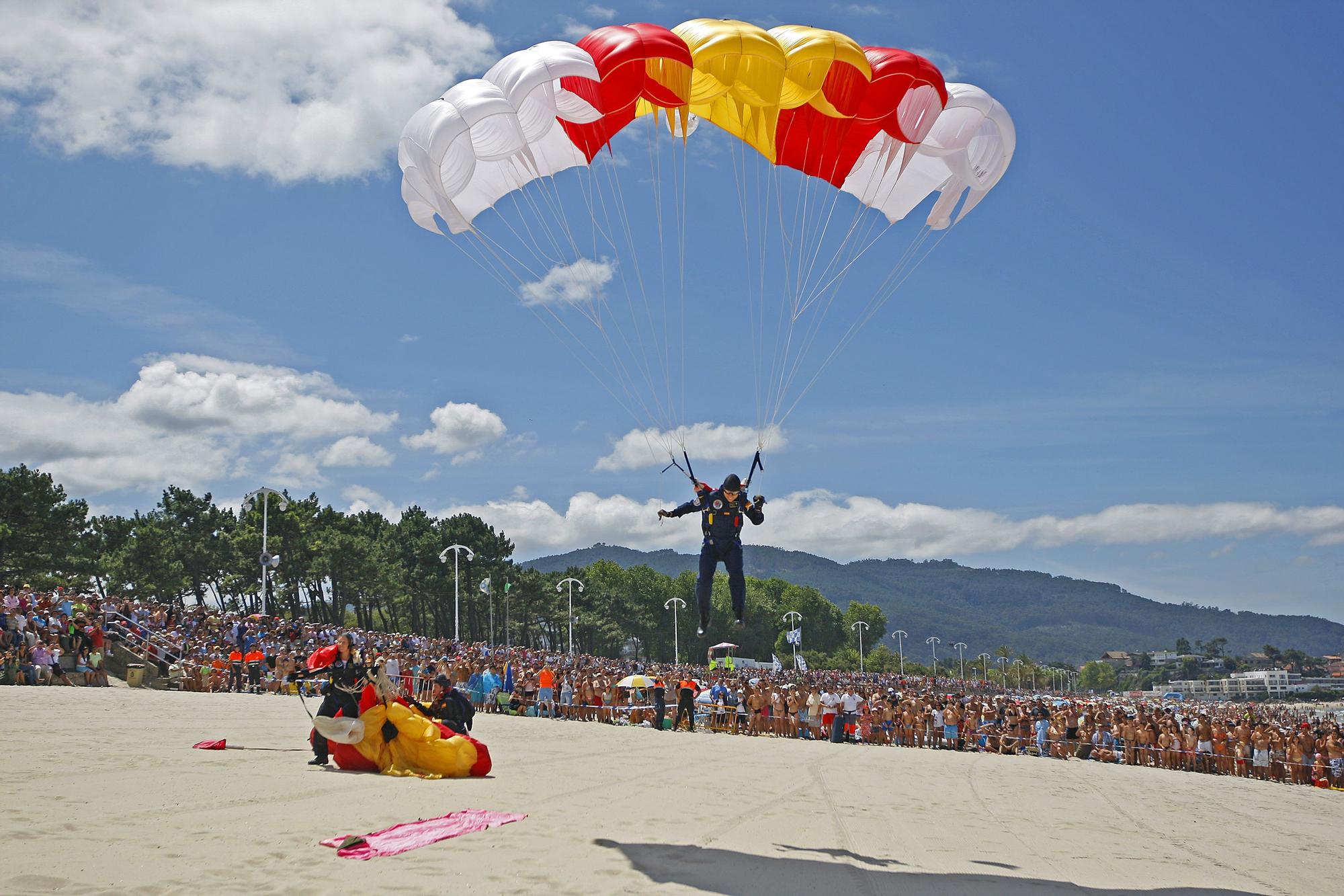 Un miembro de la patrulla española PAPEA llegando a Samil