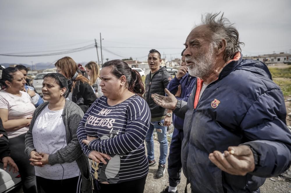 Son Banya pide investigar la conexión de su desalojo con el centro comercial cercano