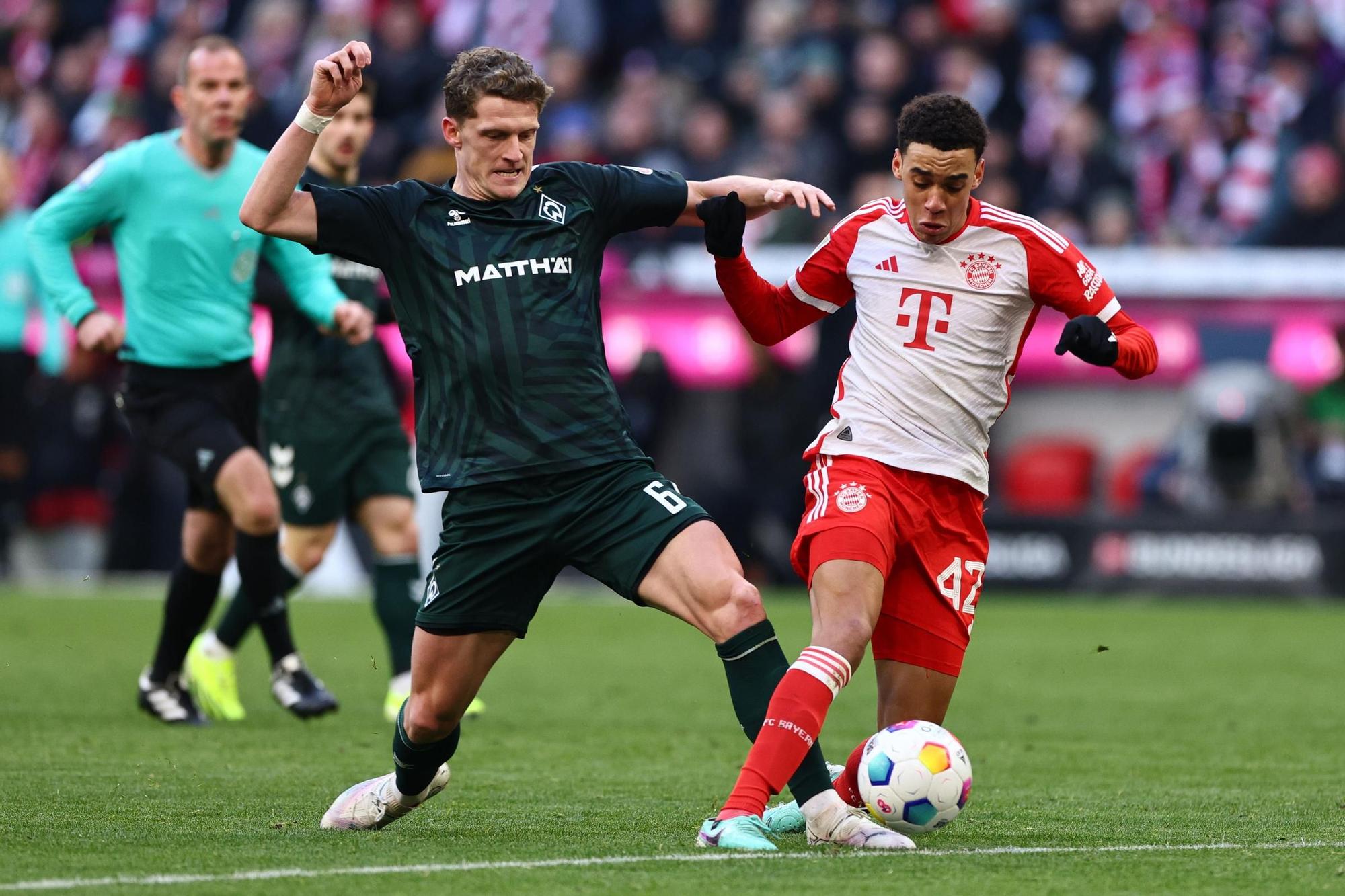 Bundesliga - FC Bayern Munich vs Werder Bremen
