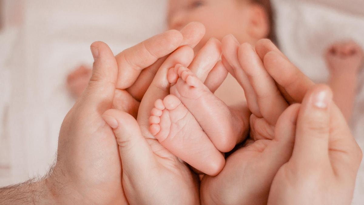 La Epigenética explica por qué muchos bebés nacidos gracias a la ovodonación se parecen a sus madres.