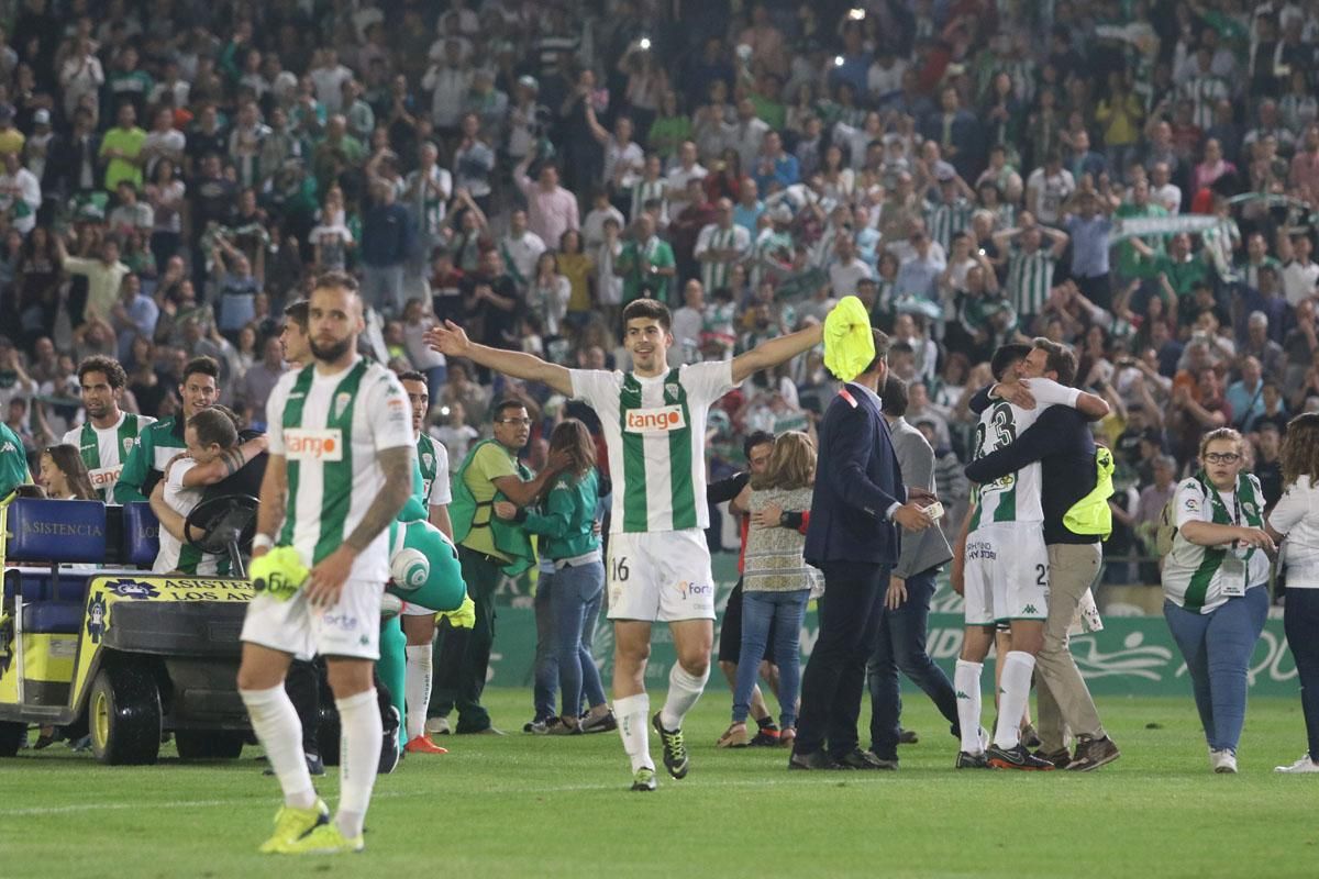 La fiesta de la salvación del Córdoba CF, en imágenes