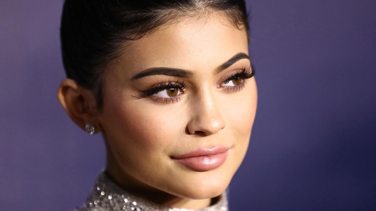 La belleza de Kylie Jenner en una fiesta tras los Globos de Oro