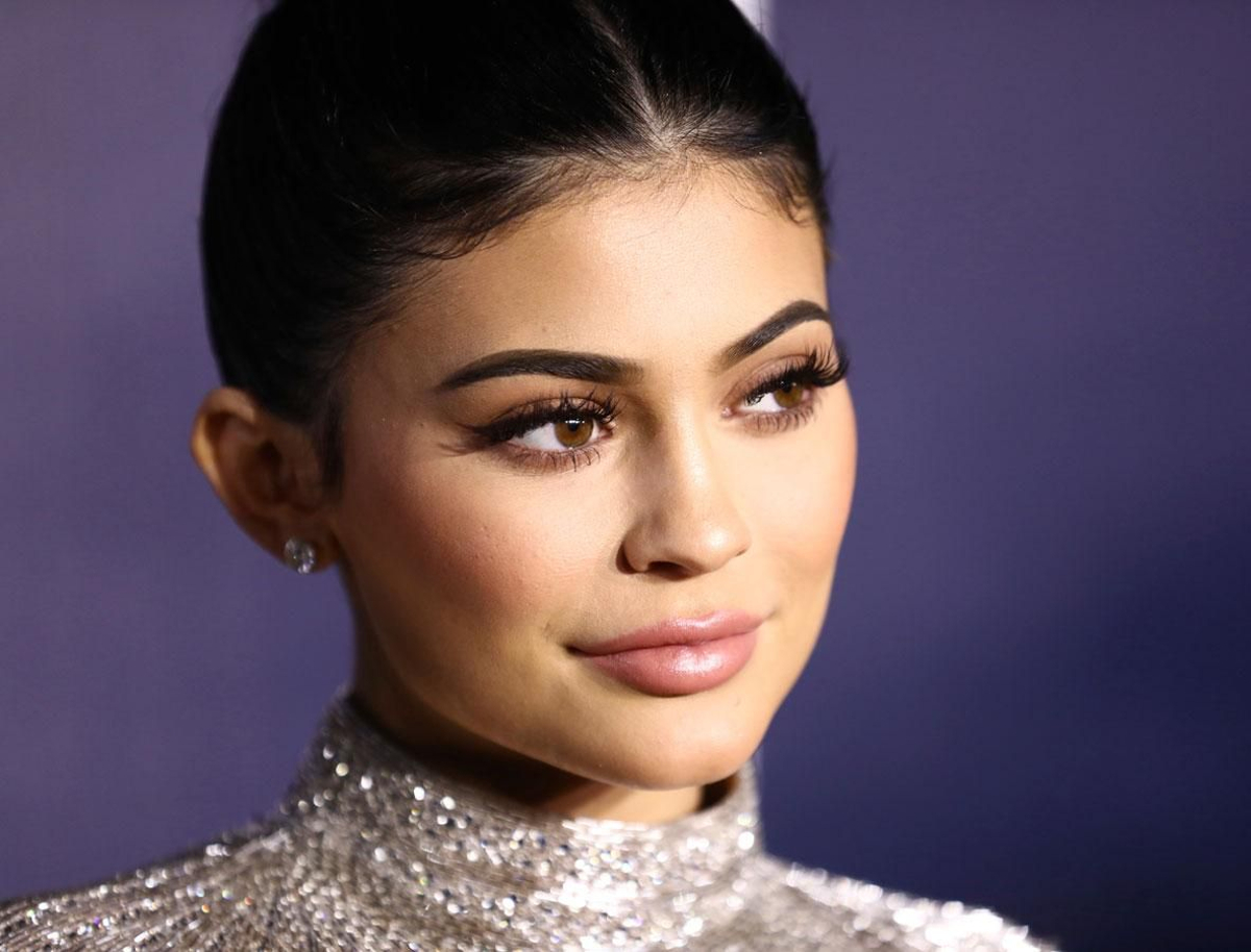 La belleza de Kylie Jenner en una fiesta tras los Globos de Oro