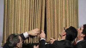 Personal de Loteries de l’Estat revisen els números del Sorteig de Nadal, aquest dijous.