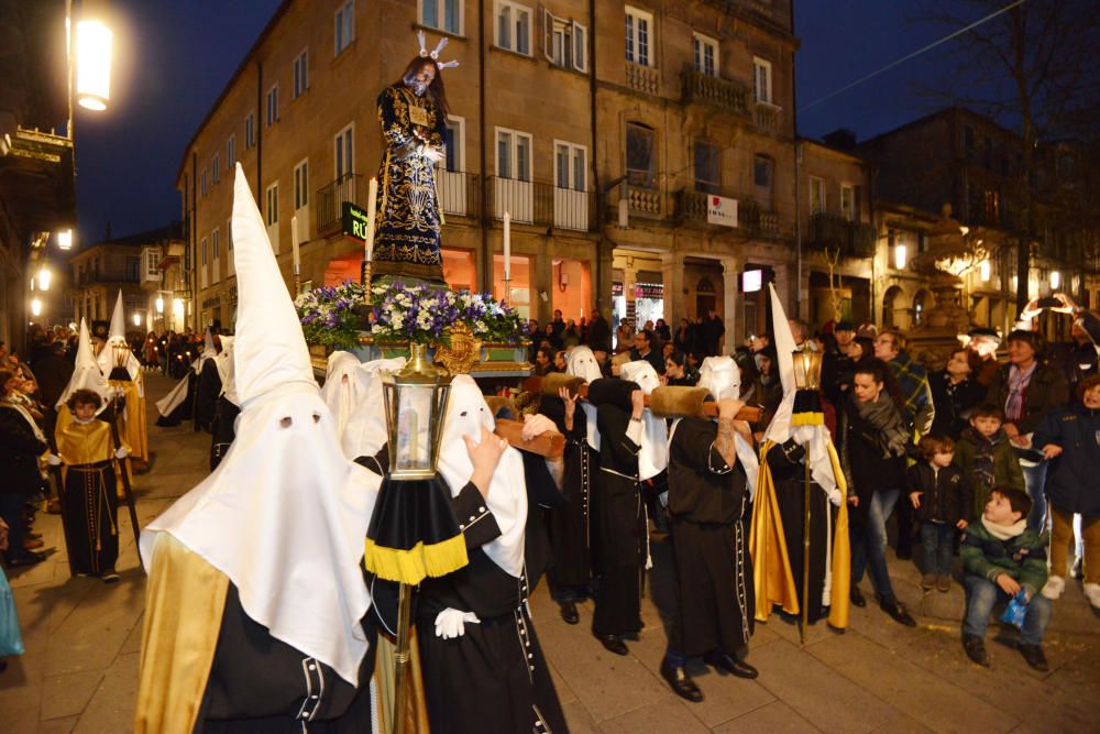 La procesión del Martes Santos en Pontevedra // Gustavo Santos