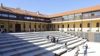 Aforo para casi 300 personas, escenario electrificado y muchas ganas de estrenarlo: El Coto, en Gijón, ya tiene su anfiteatro