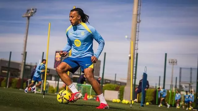 El Barça ha reanudado los entrenamientos con Koundé y Balde