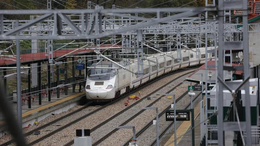 Dudas entre los ferroviarios sobre el plan para juntar trenes por las obras en Chamartín
