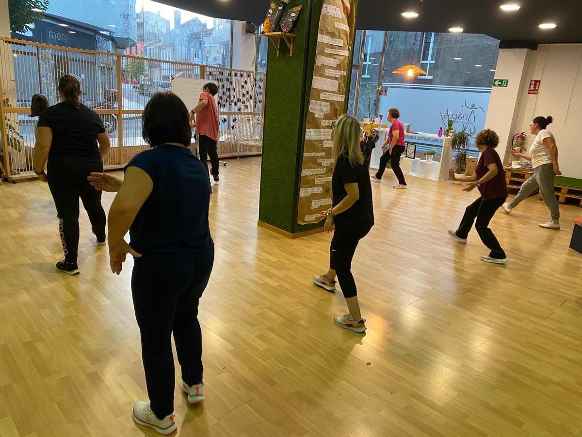 Curso de aerobic na sede da Estrada.