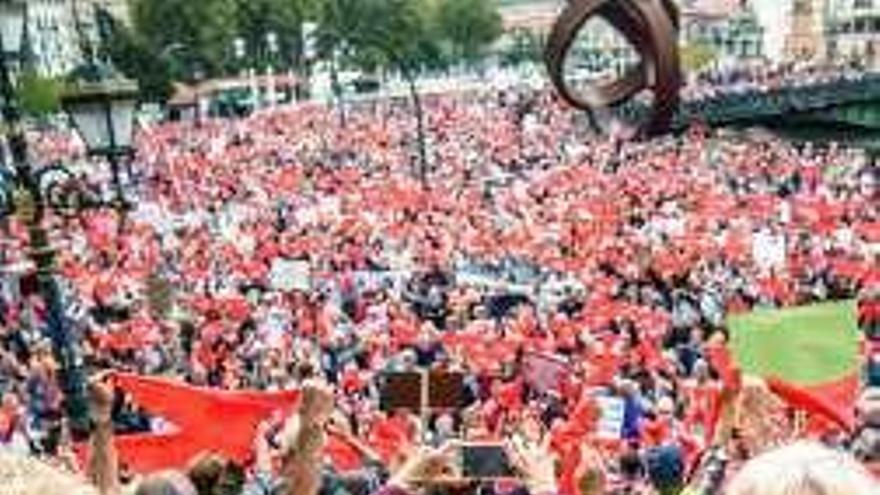 Manifestación de los pensionistas ayer en Bilbao.