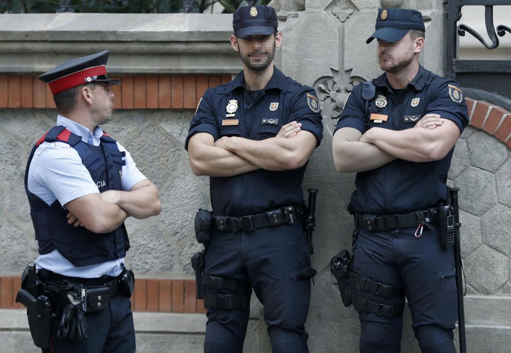 Reunió contra l'1-O a la delegació del govern