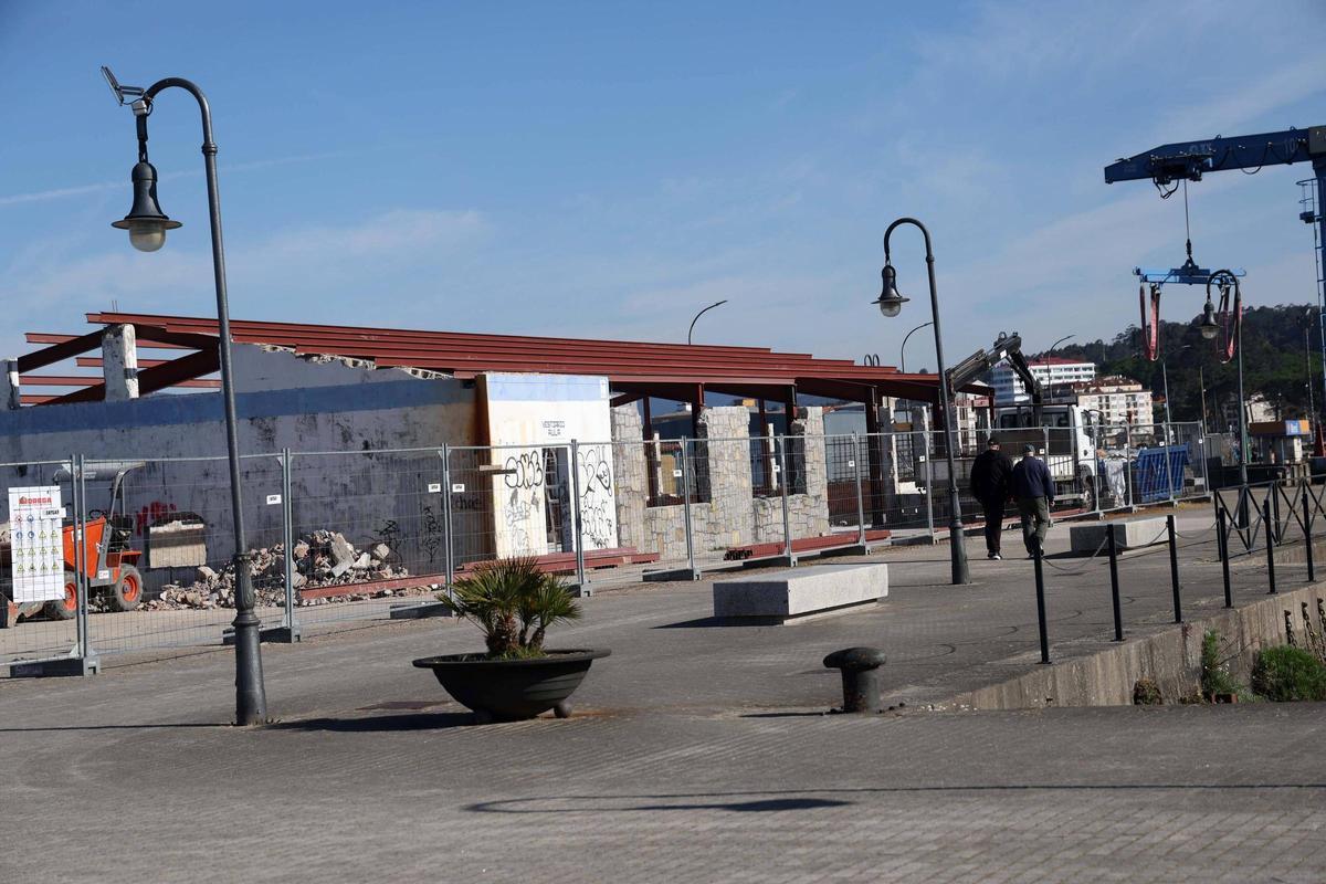 Vista de los trabajos de creación de la estación marítima de Vilagarcía.