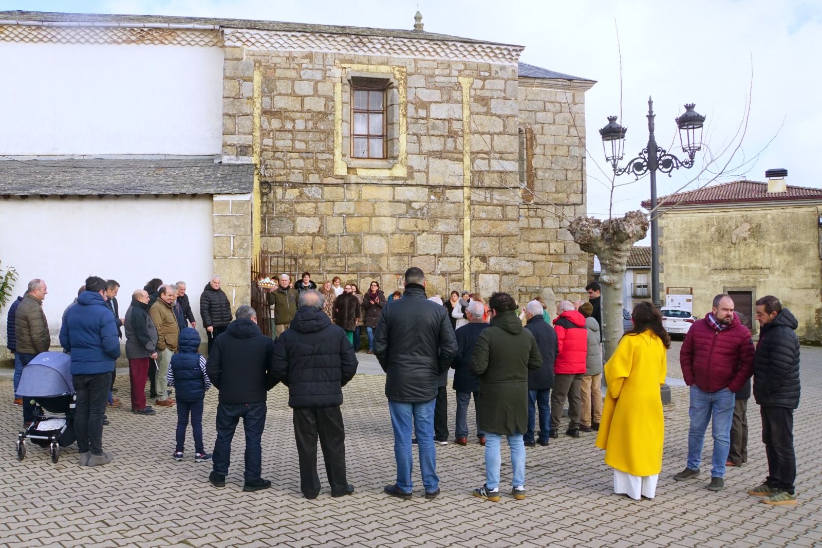 Rabanales celebra las vísperas de San Blas con la "Misa de Parida"