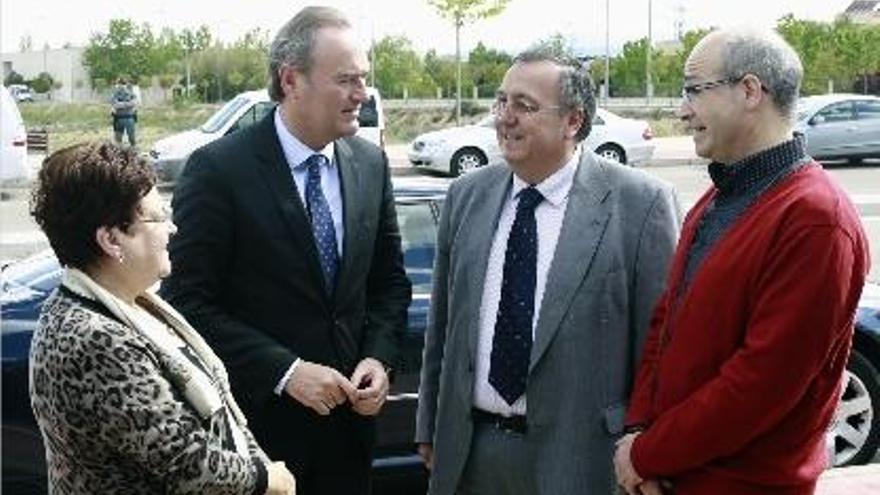 Luisa Pastor, Alberto Fabra, A. Martínez y J. Esquembre, alcalde de Villena.