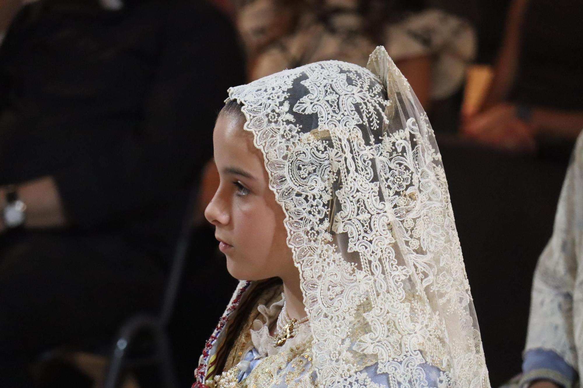 Así ha sido el Besamanos de las falleras mayores y cortes de honor 2025
