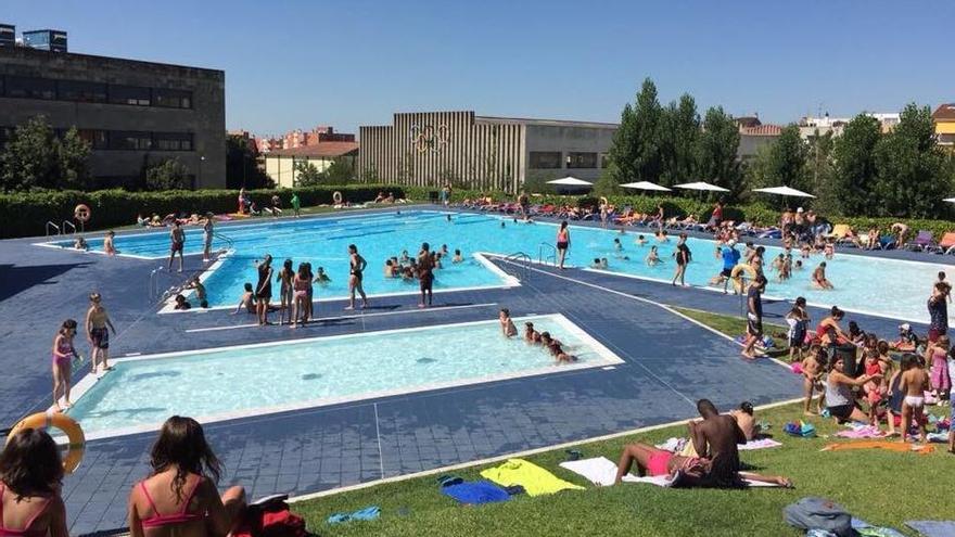 La piscina municipal descoberta de Figueres