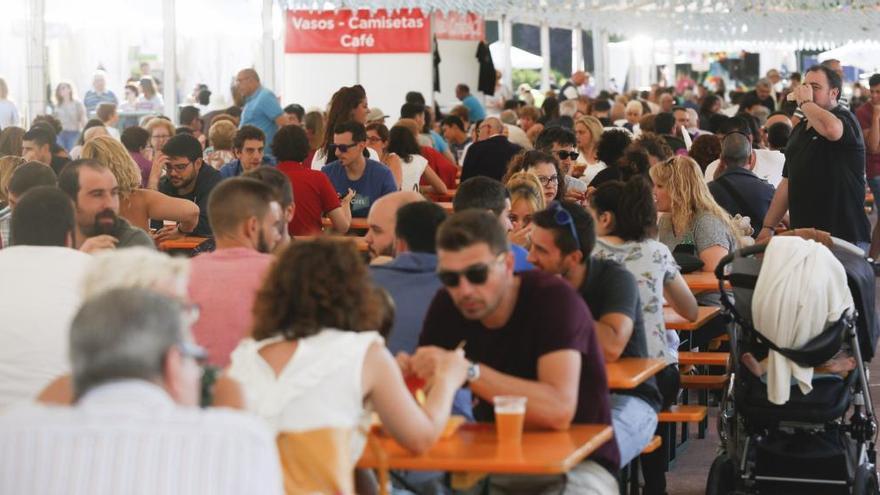 Público en el Festival de la cerveza de Avilés