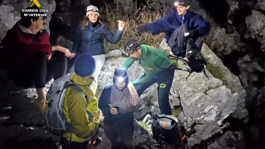 Rescatado un grupo de montañeros alemanes que se perdieron haciendo una ruta en Cabrales